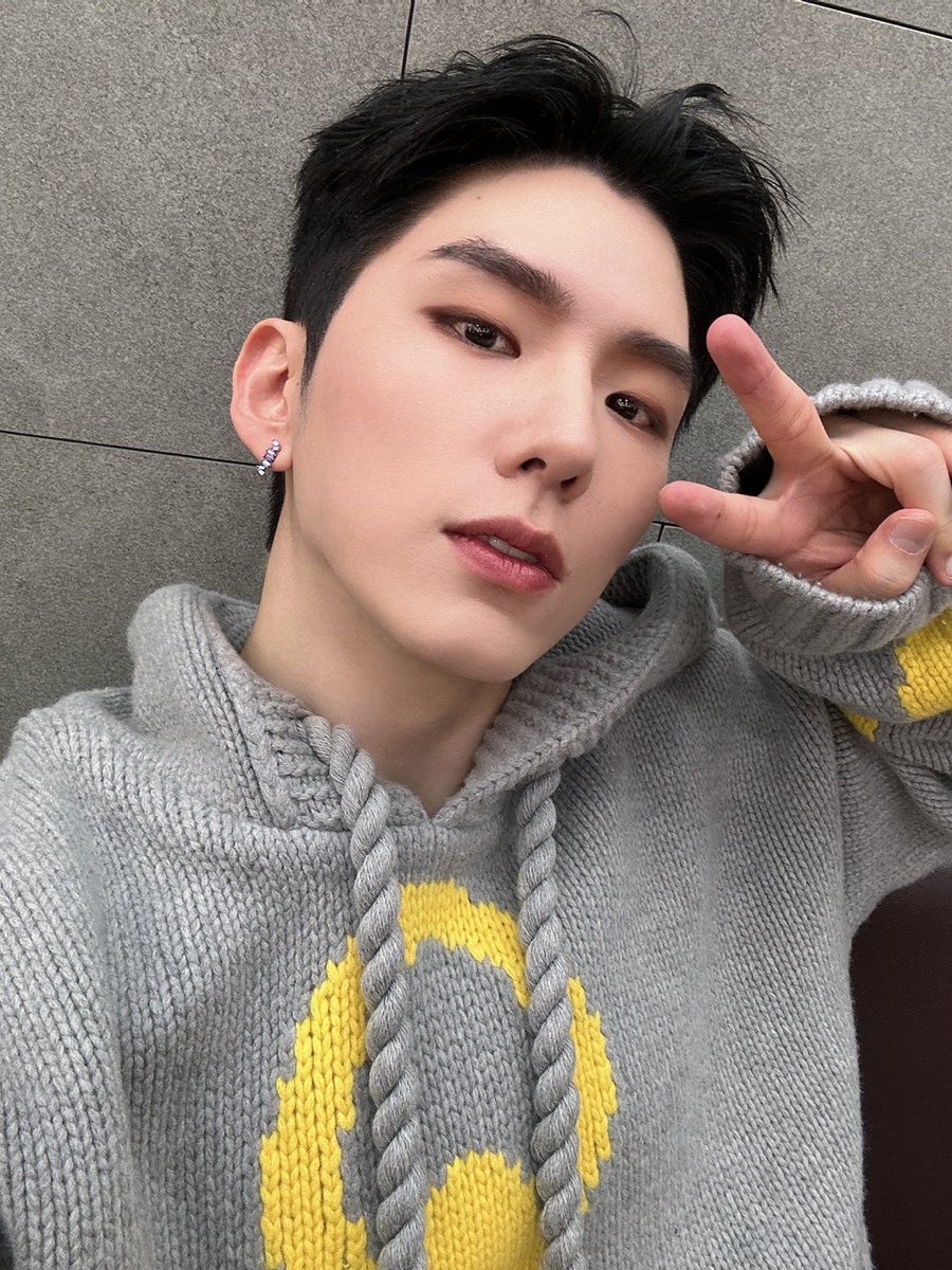 OfficialMONSTAX tweet picture