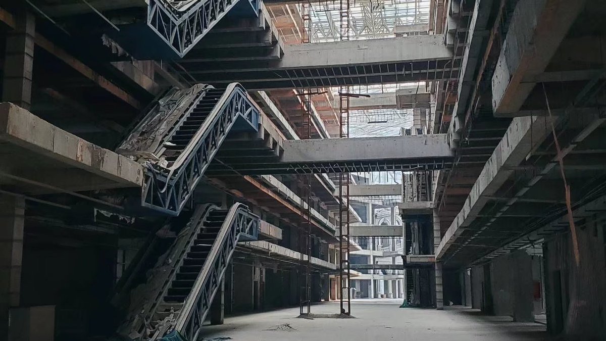 福利姬Greedcrows分享的黄推图片3 - 网红私拍内容