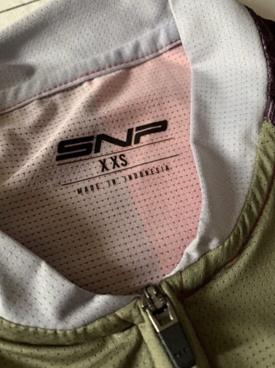 akunlapakk's tweet photo. #fnfjb 
Jersey SNP tipe dijon 
size XXS 
very good condition https://t.co/7qoQX4CBeA