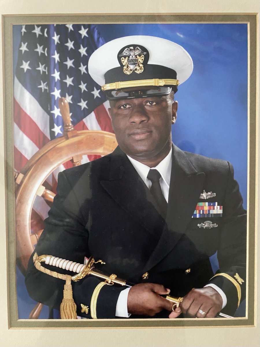 segunvictor73's tweet photo. I have sailed and flew to over 40 countries but now I have the honor of a lifetime to return to my native country, Nigeria on an official capacity! #amazingGod ⁦@abikedabiri⁩ https://t.co/vLtYqsH6VM