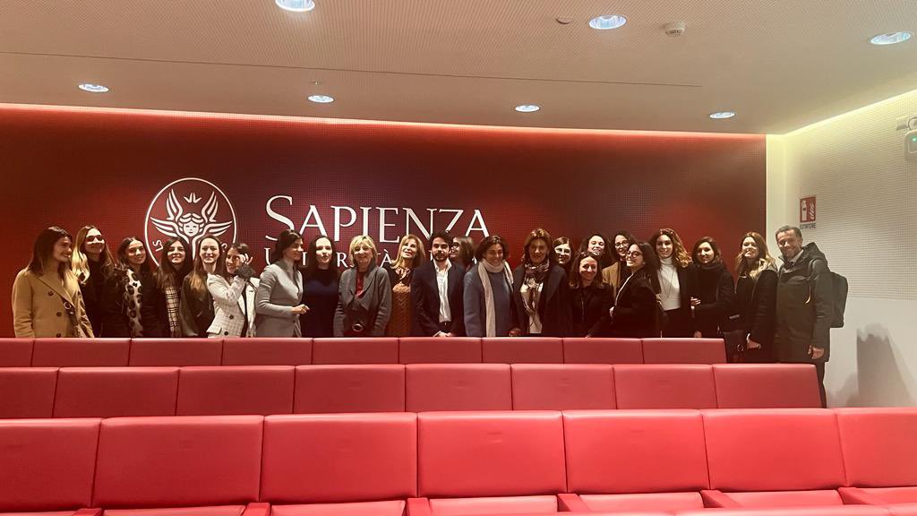 ManganaroLucia's tweet photo. Great Symposium in Sapienza on Chronic Pelvic Pain  ! Excellent Speakers !
Thanks to Maria Grazia Porpora and Maria Grazia Piccioni https://t.co/D6EAWlXaIW
