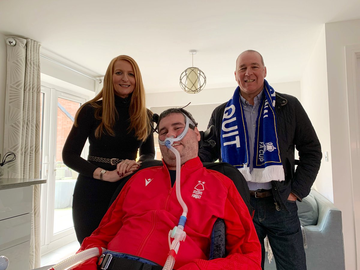 Big day for dedicated @NFFC fan Sam Perkins from @StandAgainstMND. Most of his family are @LCFC fans. We are at the #nffc v #lcfc game with him today and his Uncle Andrew for @bbcemt. #mnd #mndawareness Xx