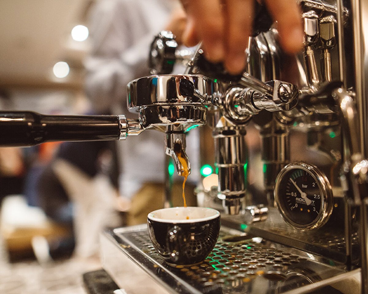 Stop by our prime viewing location for today's Houston #Marathon, and visit the Bayou &amp; Bean Bistro Pop-Up. Open from 5:00 am, enjoy specialty #coffees and teas, breakfast #tacos, #pastries, juices, and water bowls and treats for four-legged friends. On your mark...get set...go!