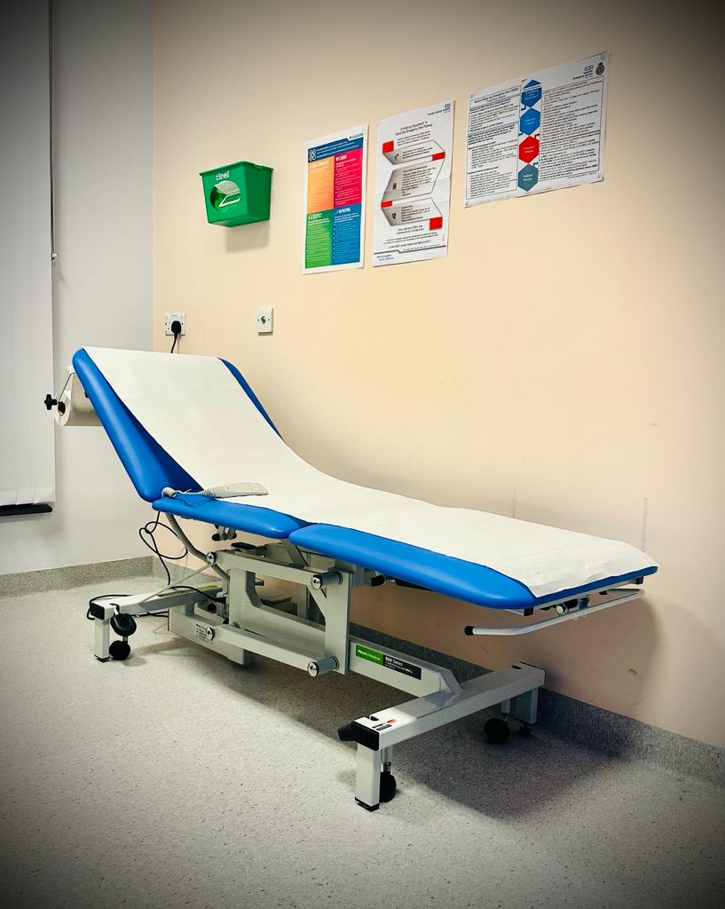 Nick Wyrill 💙 (@nickwyrill) on Twitter photo The SDEC team were very excited for their new equipment that arrived yesterday. A big shout out to our <a href="/MYmedphysics/">MY Medical Physics</a> team for supporting us in the procurement process. They look fab! @myhtacd
#AcuteCare #MYTeam #NHS The SDEC team were very excited for their new equipment that arrived yesterday. A big shout out to our <a href="/MYmedphysics/">MY Medical Physics</a> team for supporting us in the procurement process. They look fab! @myhtacd
#AcuteCare #MYTeam #NHS