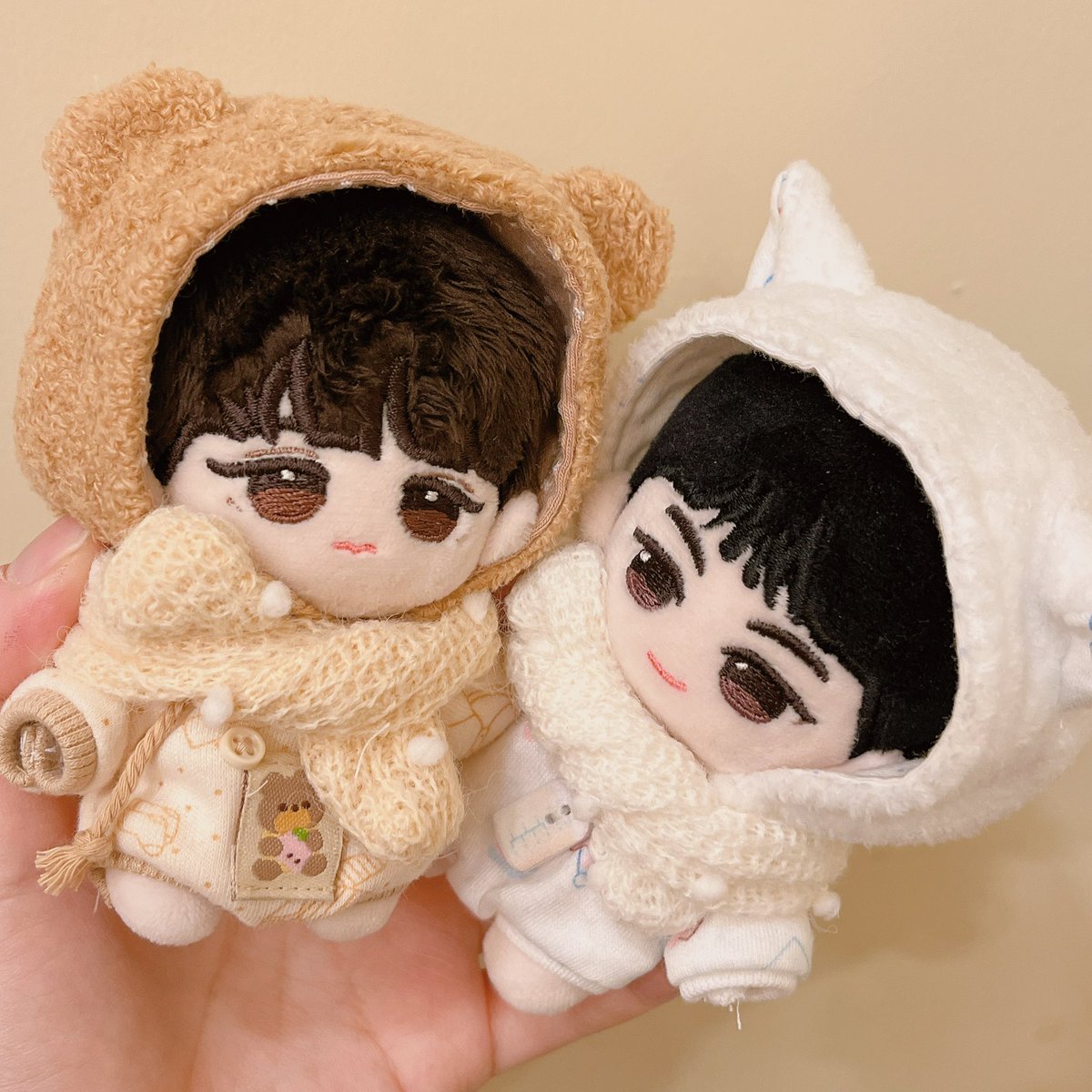 milkywink529's tweet photo. 더 예뻐진 밤톨즈 등장🌰💕 
쪼꼬미인대 왜 예뿌고 왜 잘생겼냐 어먀 힘들다…🤦🏻‍♀️ https://t.co/O1yLsXiFqC