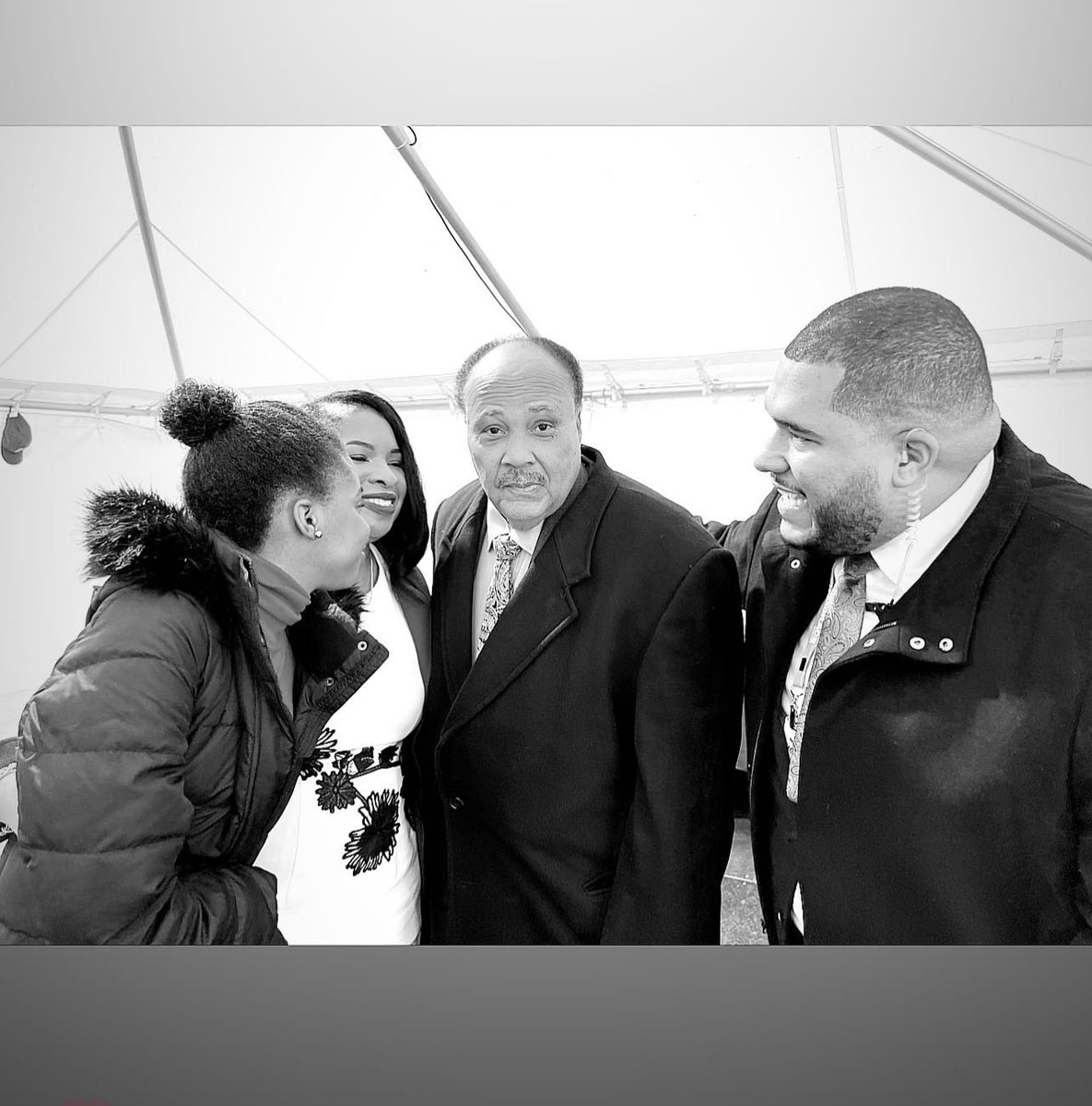 VettoCasado's tweet photo. Scenes from an incredibly moving and beautiful day in Boston. A special thanks to @askimari @EmbraceBOS @CastleGRP @bostonfdn and countless others that made this day a reality. Much love to @OfficialMLK3 @ArndreaKing and their amazing Yolanda. It was an honor. #EmbraceBoston https://t.co/YeKT0n11NT
