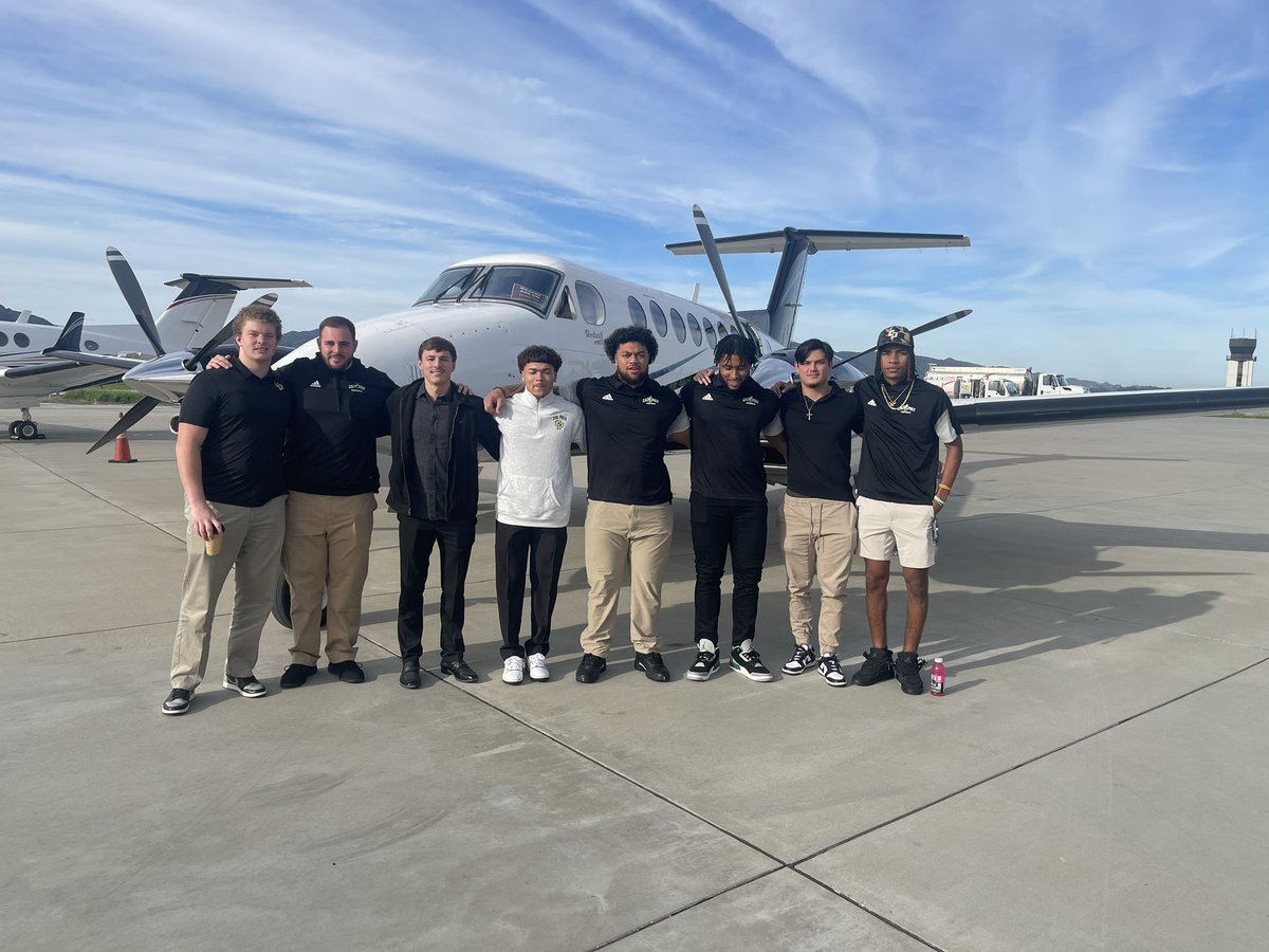 aanderson_72's tweet photo. Proud to be a part of the first class of the Stampede 9. Such a great experience to get in touch with previous generations of mustangs and hear their stories. Very grateful @calpolyfootball @CPMustangs https://t.co/ilFjjmPwSh