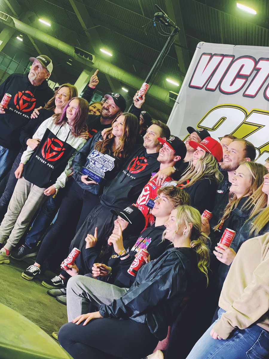 dirt_crowd's tweet photo. What a performance by #DirtCrowd driver @Logan_Seavey!!
If you enjoyed that show, you can support Logan HERE ➡️ https://t.co/qJgD1kzNuJ
#SupportYourDriver https://t.co/VpkQ3RClCO