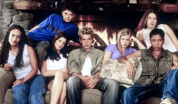 k50cullen's tweet photo. In 2000 and 23 Years Ago, #HigherGround premiered on Fox Family on this day RT and Like if you remember this show. (#HaydenChristensen, @ajcookofficial, #AnneMarieLoder, #JoeLando, @kandysemcclure, #MeghanOry, @JorgitoVargasJr, #KyleDownes, @JewelStaite, #DeborahOdell, https://t.co/d9S2V2ymRM
