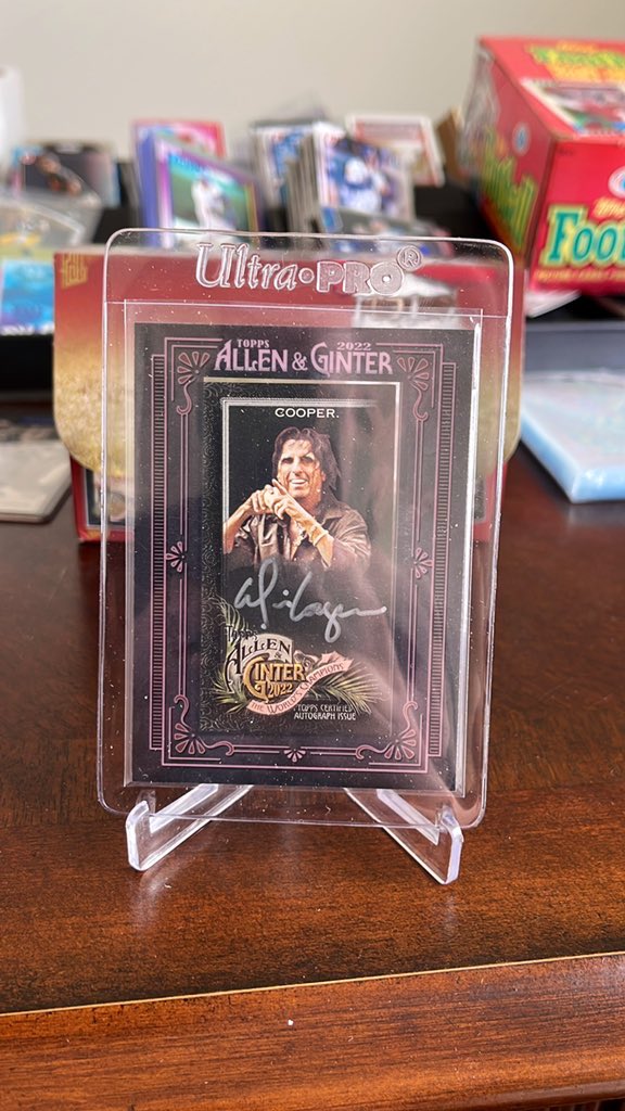 plumley_ashton's tweet photo. I want 5 trade offers when I wake up. #twittertrade #thehobby #whodoyoucollect @sports_sell @ILOVECOLLECTIN1 @TonysCards @HobbyConnector @Hobby_Connect @PCOregonDucks2 @RyansCardssLLC
$400 https://t.co/4gsfkoXrn3