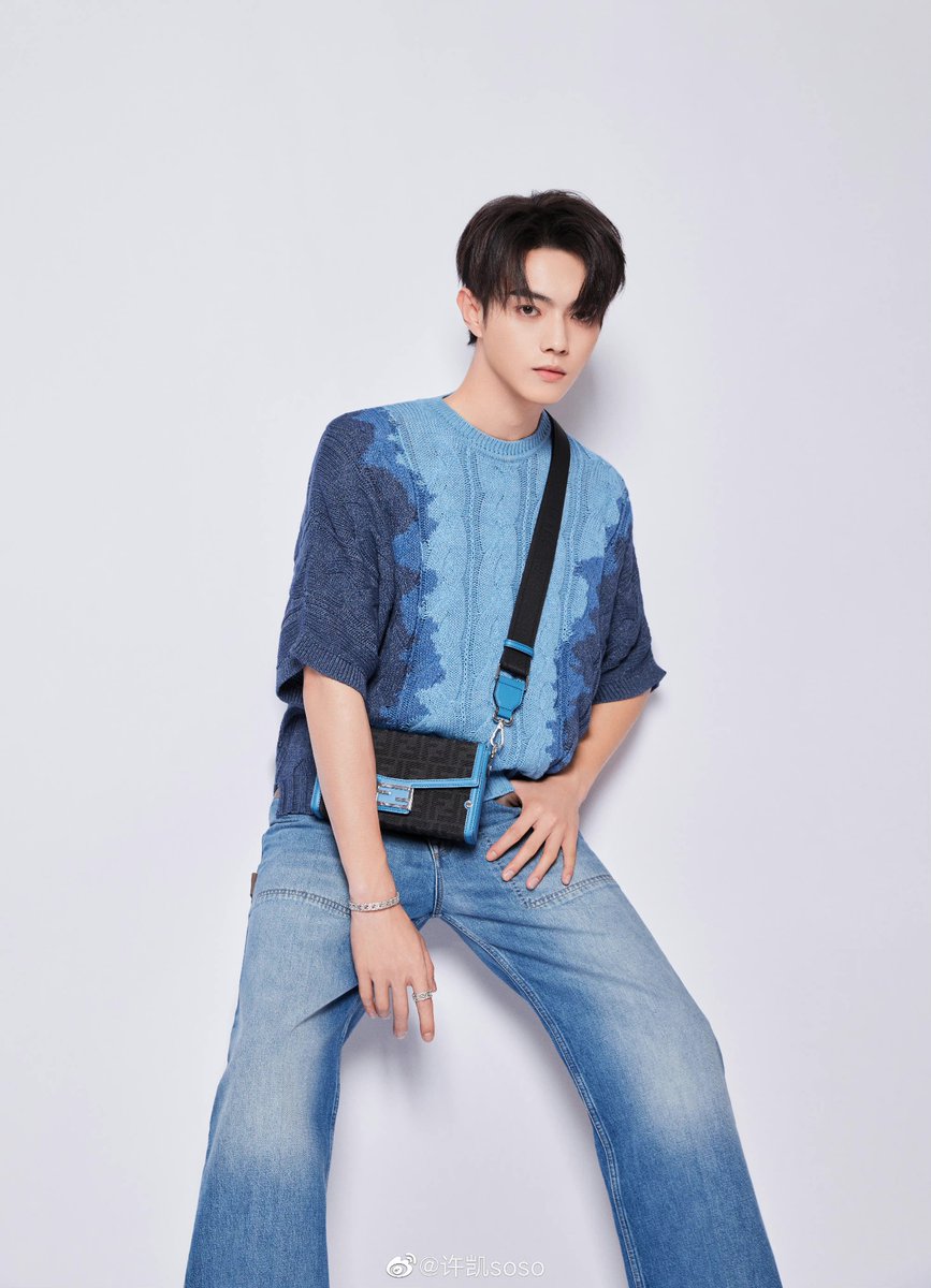 dramapotatoe's tweet photo. #XuKai for #FendiFW23

More pics - https://t.co/g4DtiFiJOI https://t.co/2sRsL0c25V