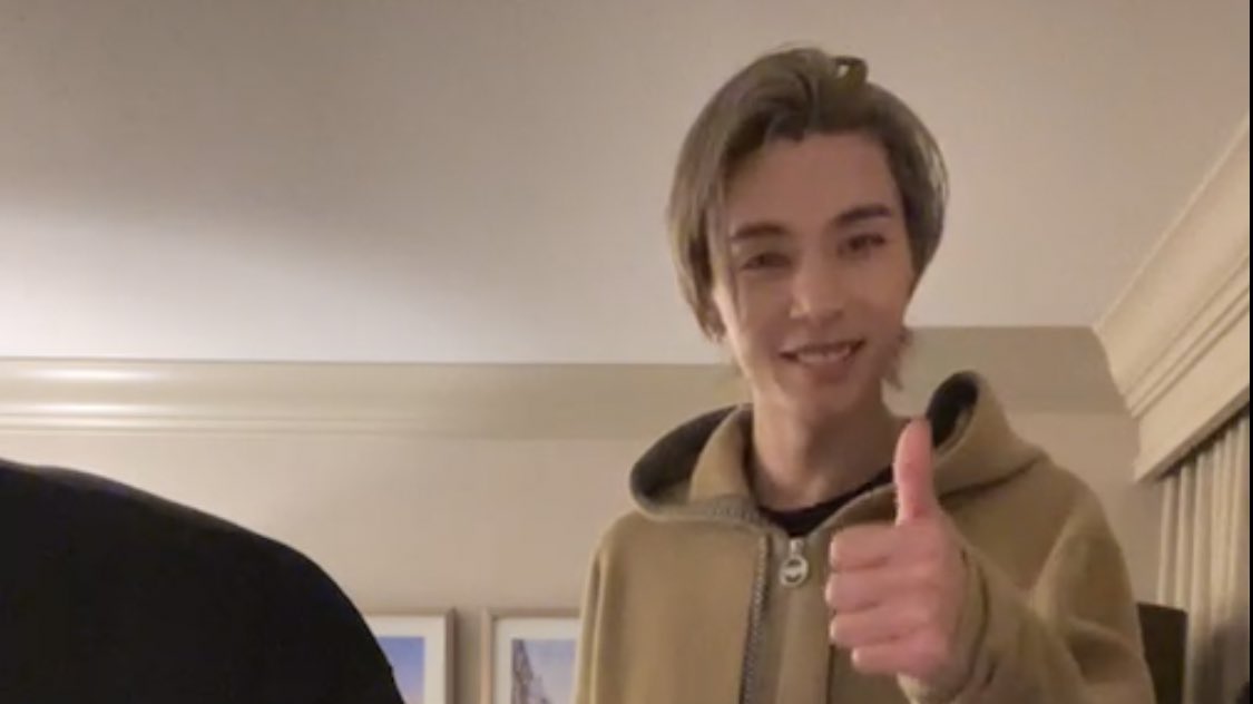 귀여워어어 👍🏼