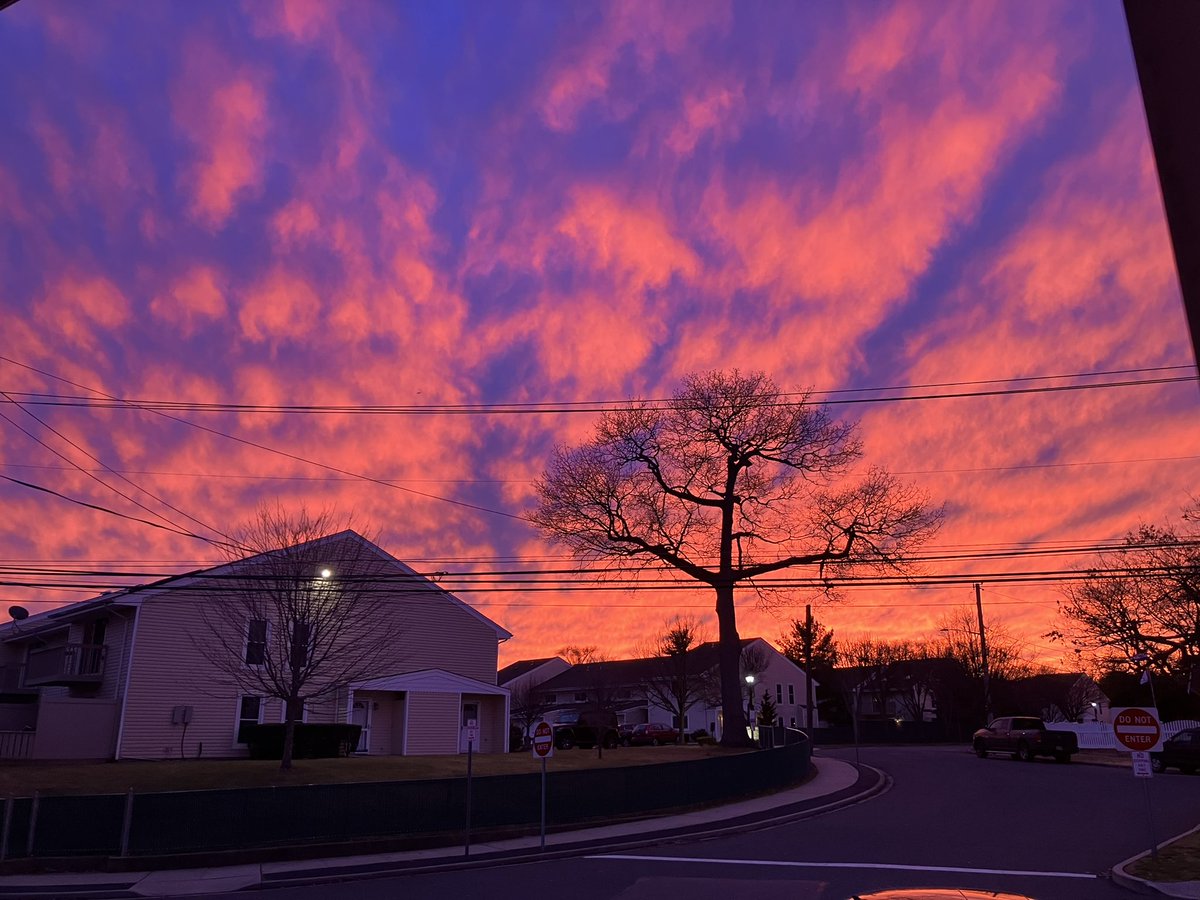 ish2nice's tweet image. Beautiful sky as the sunset