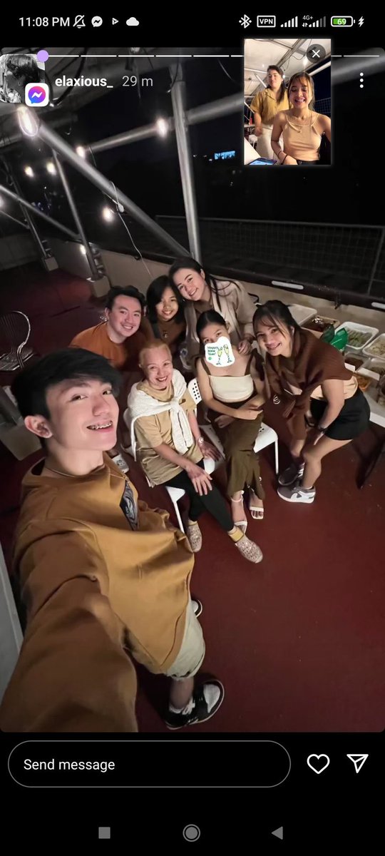 KarLia66370633's tweet photo. oh ante pikit ka baka ma ulol kna diyan😝😝😝😝 https://t.co/8TlbCQhyJC