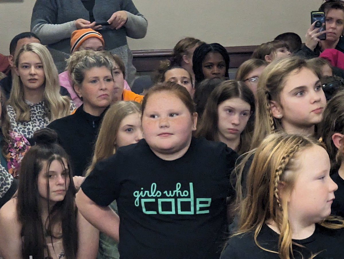 JES Girls Who Code tweet media