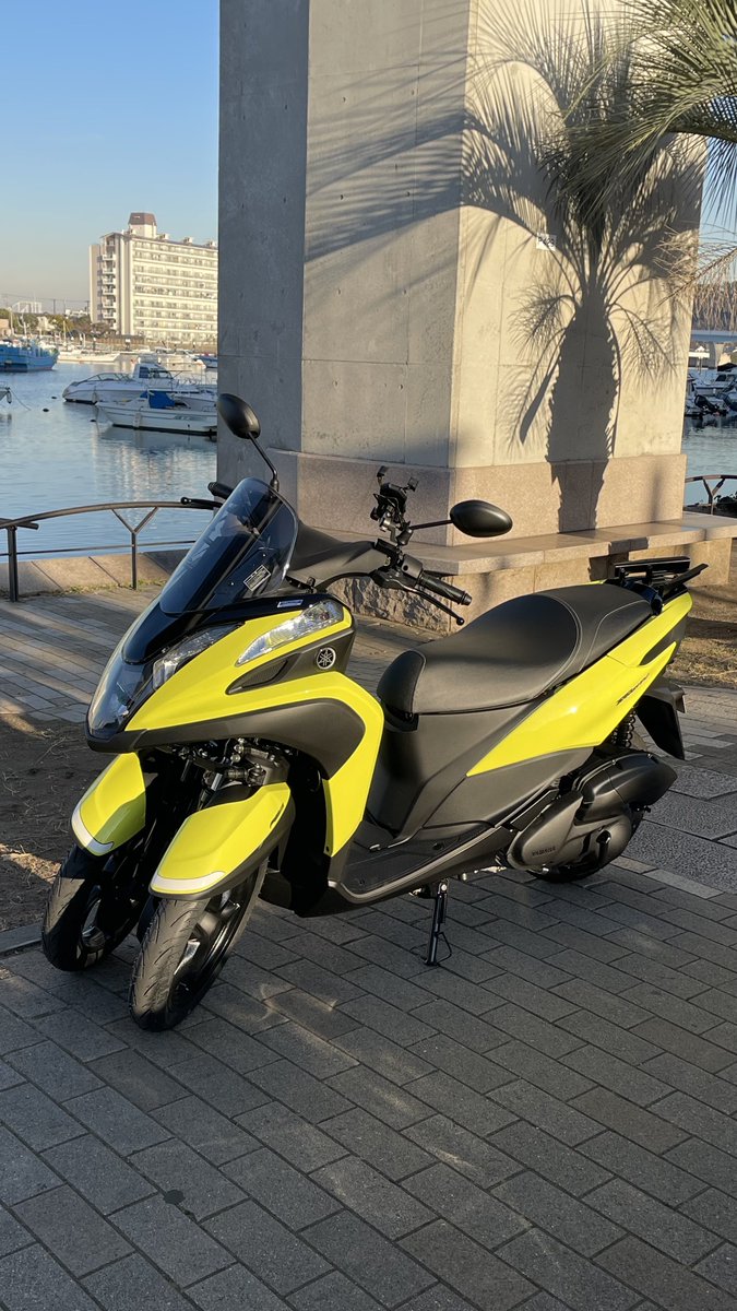oya_suuko's tweet photo. 買っちゃった🛵💨
#トリシティ https://t.co/83rQbRLir9