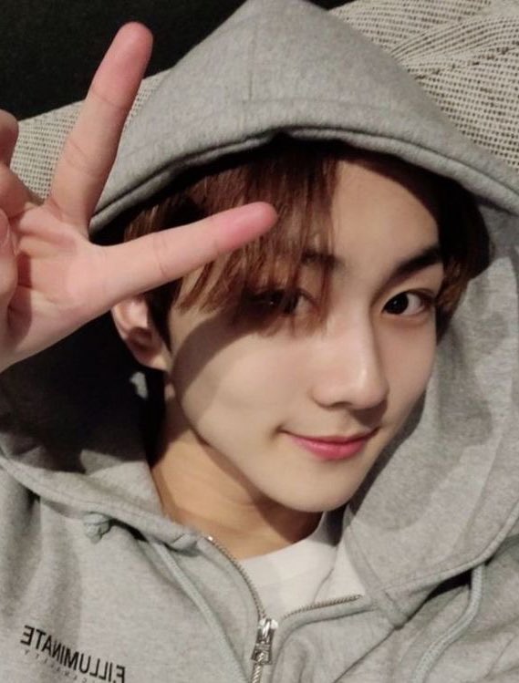 chivewon's tweet image. ngayon ako magpopost since ‘di ako nakapost no’ng ensd HAHAHAHA 🤭