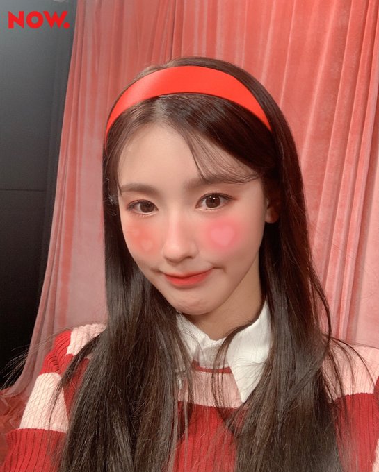 noodlevlog's tweet photo. por ahí dicen que nunca se es demasiado vieja como para dejar de usar filtros y tampoco para romperte una pata bailando #𝙷o𝑤𝚈o𝑢·처럼·𝚃h𝕒t 🎀♡  but any𝚠ays, yo no juzgo a nadie, así que espero que no me miren feo cuando me desconozca en el #𝙵irə和𝚆a𝑡er·𝑑e𝑏ut!! https://t.co/sobmE8jluY