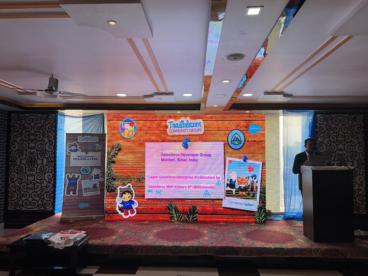 omprakash_it's tweet photo. We are getting started #MotihariMeetup with @iKishorebt at @MotihariSFDG #TrailblazerCommunity https://t.co/Jmm7b9kCl3
