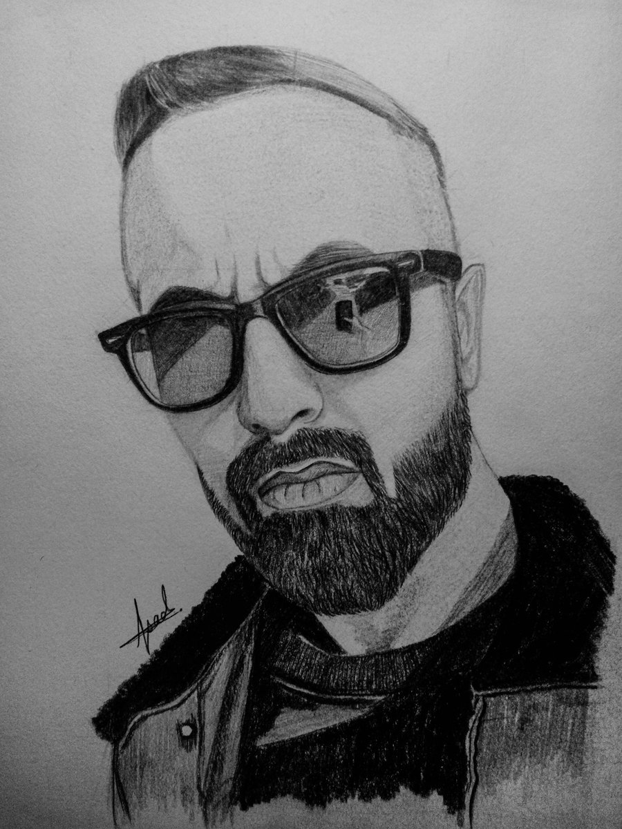 iamAsadRazza's tweet photo. A Sketch of @SuperSaf on paper.
.
.
.
.
@SuperSafSpeaks #supersaf #sketchbook #Sketching #art #portrait #tech #techtwitter #iamasadrazza #YouTuber https://t.co/lQsZIcwpKN
