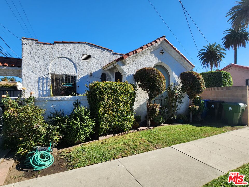 homesbydanny's tweet photo. Just Reduced!  $799,000.00, 2BR, 1BA, 4811 Westhaven St, LOS ANGELES, CA 90016, Full Details https://t.co/ANVCmdKdZ1 https://t.co/aXYcnoRsVn