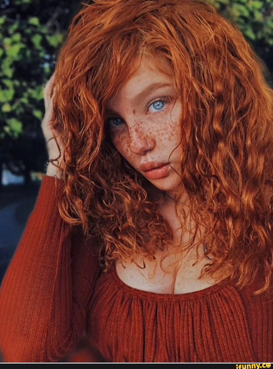 RenoMathieu's tweet photo. Would leave the world behind w everything for one night 🥴🥴 https://t.co/suSxfBMyLJ