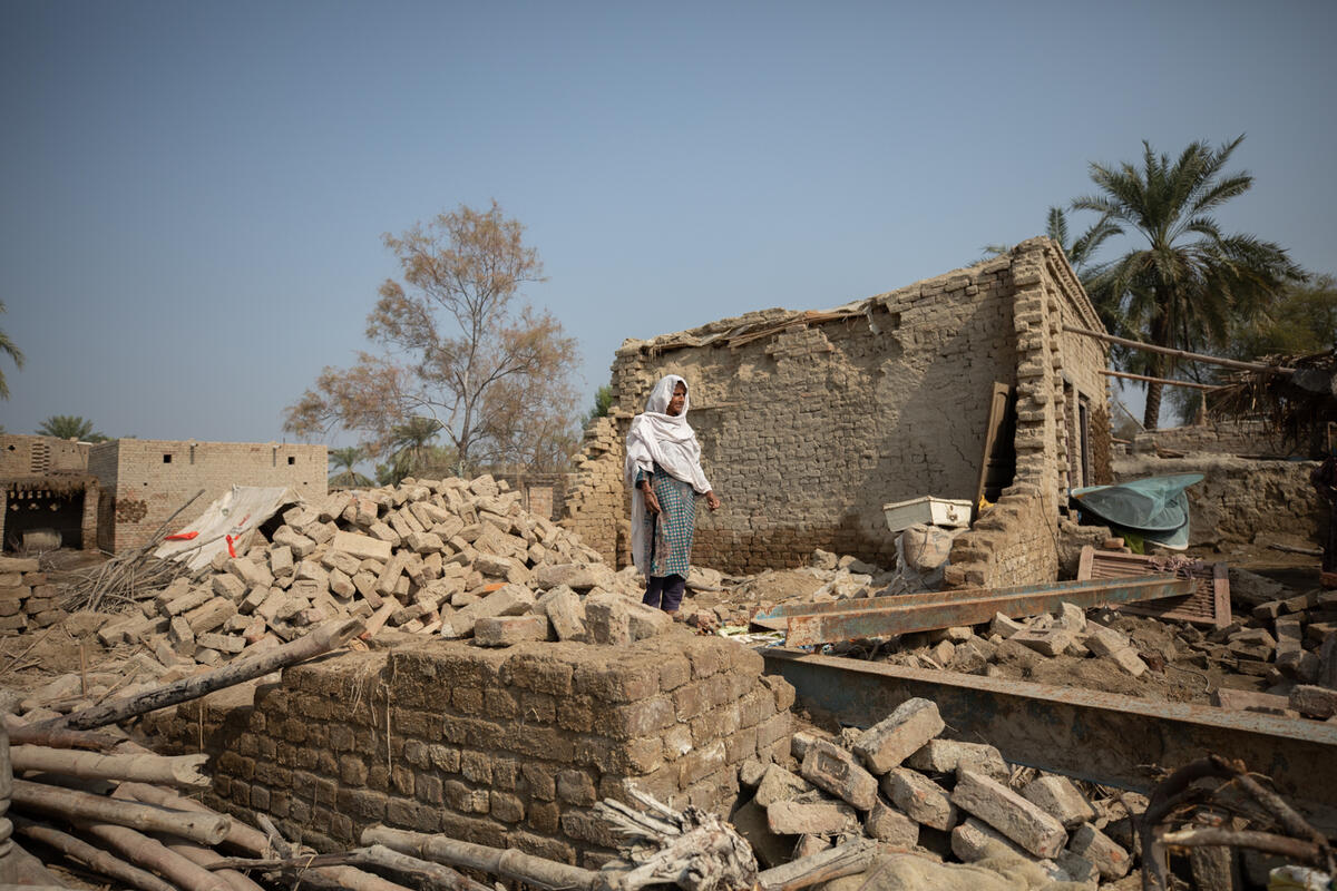 save_children tweet picture