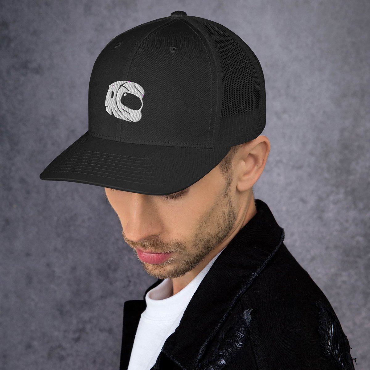 toastpunk's tweet photo. Due to popular demand, I’m giving away 20 hats with free delivery worldwide (close to $1K of value) to 💎 holders of @ToastPunk @IrishOracle NFTs.

Just simply interact with this tweet to enter. 20 winners chosen at random in 48hrs. Must be holding min 5 of either of our NFTs. https://t.co/QaYf82CvCm