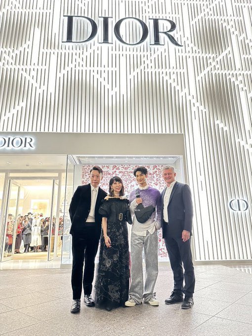 The photo of the day. 

@Nnattawin1 
@Dior #DiorSpring23 #ApoNattawinxDiorTaipei #apocoIIeagues