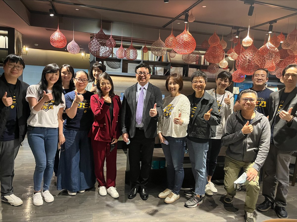 TheAsianBanker's tweet photo. The Asian Banker had visited #CTBC's headquarters in #Nangang, #Taipei. We were happy to meet with Amy Yang, and grateful for the time they spent to show us around and to discuss the #retailbank's latest initiatives and achievements.
Read more: https://t.co/OE1TXKiyr2 https://t.co/SNq1eTpmGo