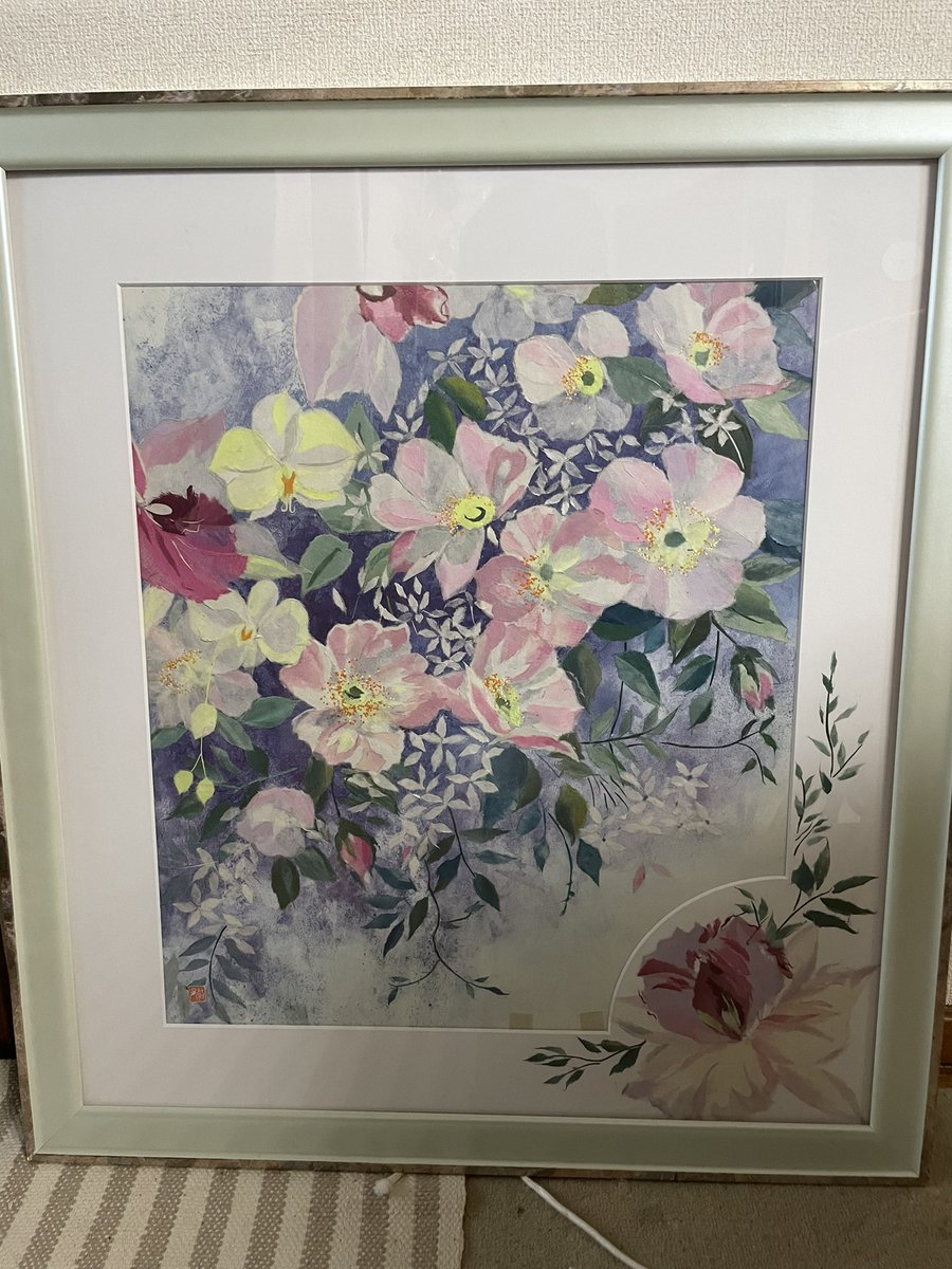 Shiero9102's tweet photo. これ祖母が生前ちぎり絵講師をしていた時の作品の一部なんだけど
誰か貰ってくれる人いないですか？

今度引っ越すことになって持って行けない作品たちが他にも30点ほどあって
捨てるのは忍びなくて誰か欲しいって人居ないかなって、、

#拡散希望 
＃ちぎり絵 https://t.co/Ak2E8PBDh9