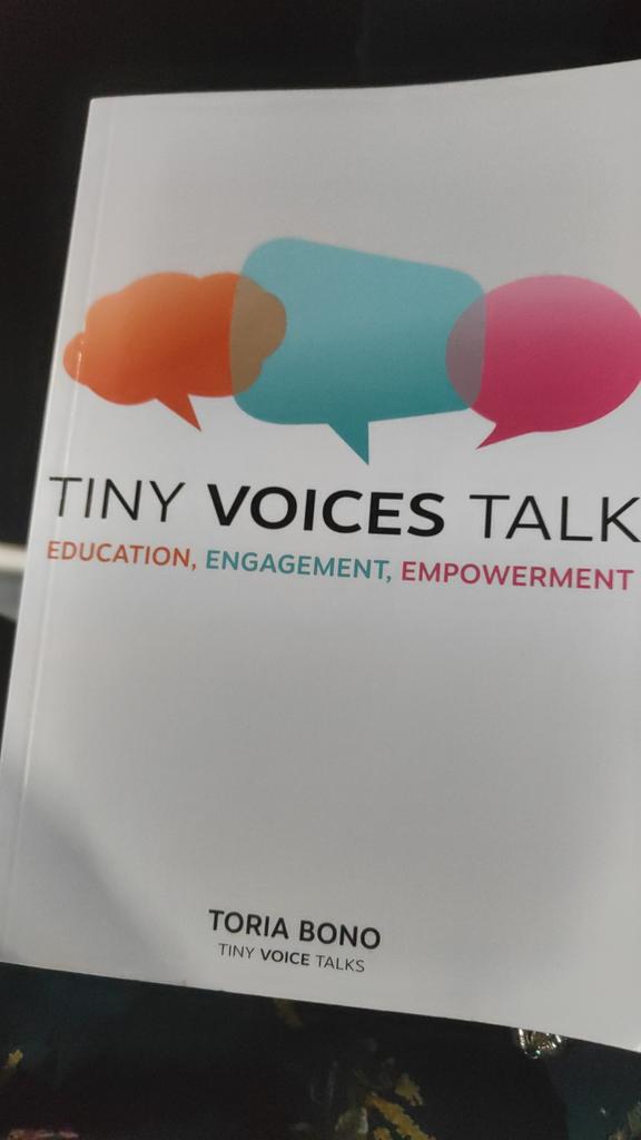 andthoughshebe1's tweet photo. London bound for a certain book launch ❤️ #TinyVoicesTalk #TinyVoiceTalks @Toriaclaire I can't wait to see everyone xx https://t.co/8exAfdZsxc