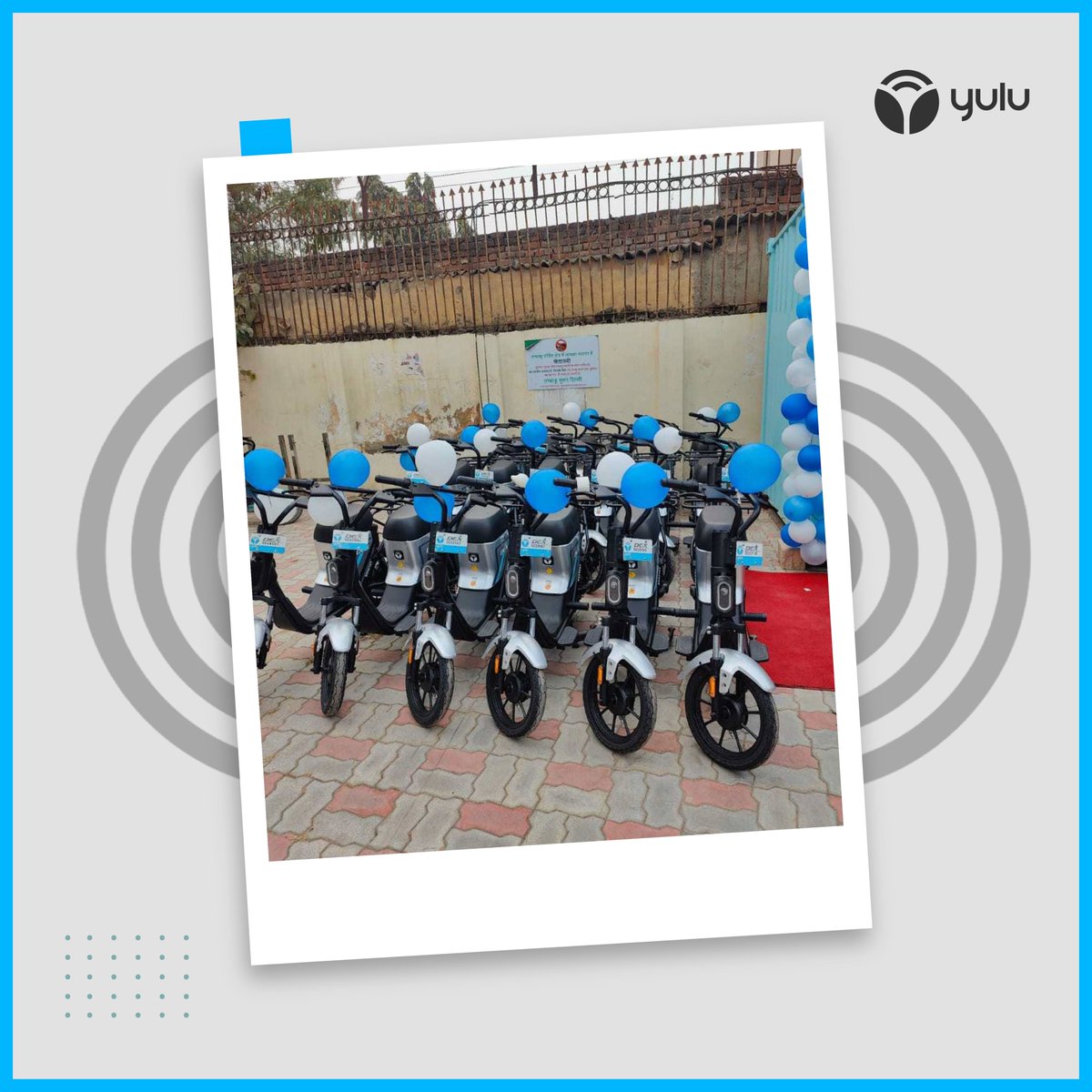 YuluBike's tweet photo. We are so thrilled to launch the Yulu DeX in Delhi today. #YuluDeX will make deliveries green for customers and comfortable for Delivery partners! 
#AajSeAage #DeliveryKa1Partner

#Yulu #Newlaunch #YNS #MadeforDelivery #Comfort #EV #Mobility #Costfriendly https://t.co/DM8pmI1jj1