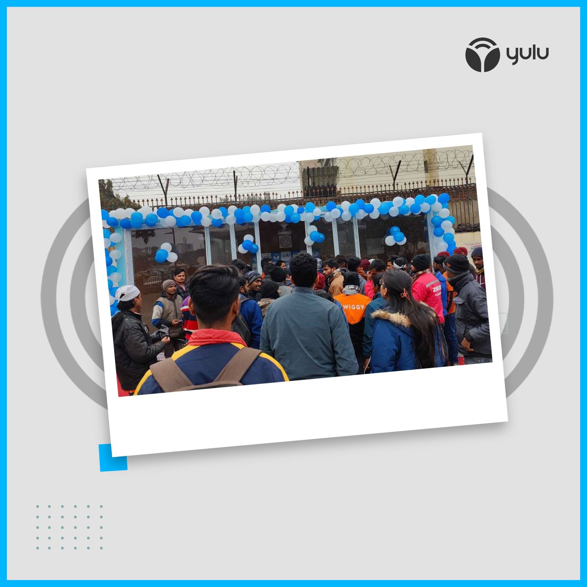 YuluBike's tweet photo. We are so thrilled to launch the Yulu DeX in Delhi today. #YuluDeX will make deliveries green for customers and comfortable for Delivery partners! 
#AajSeAage #DeliveryKa1Partner

#Yulu #Newlaunch #YNS #MadeforDelivery #Comfort #EV #Mobility #Costfriendly https://t.co/DM8pmI1jj1