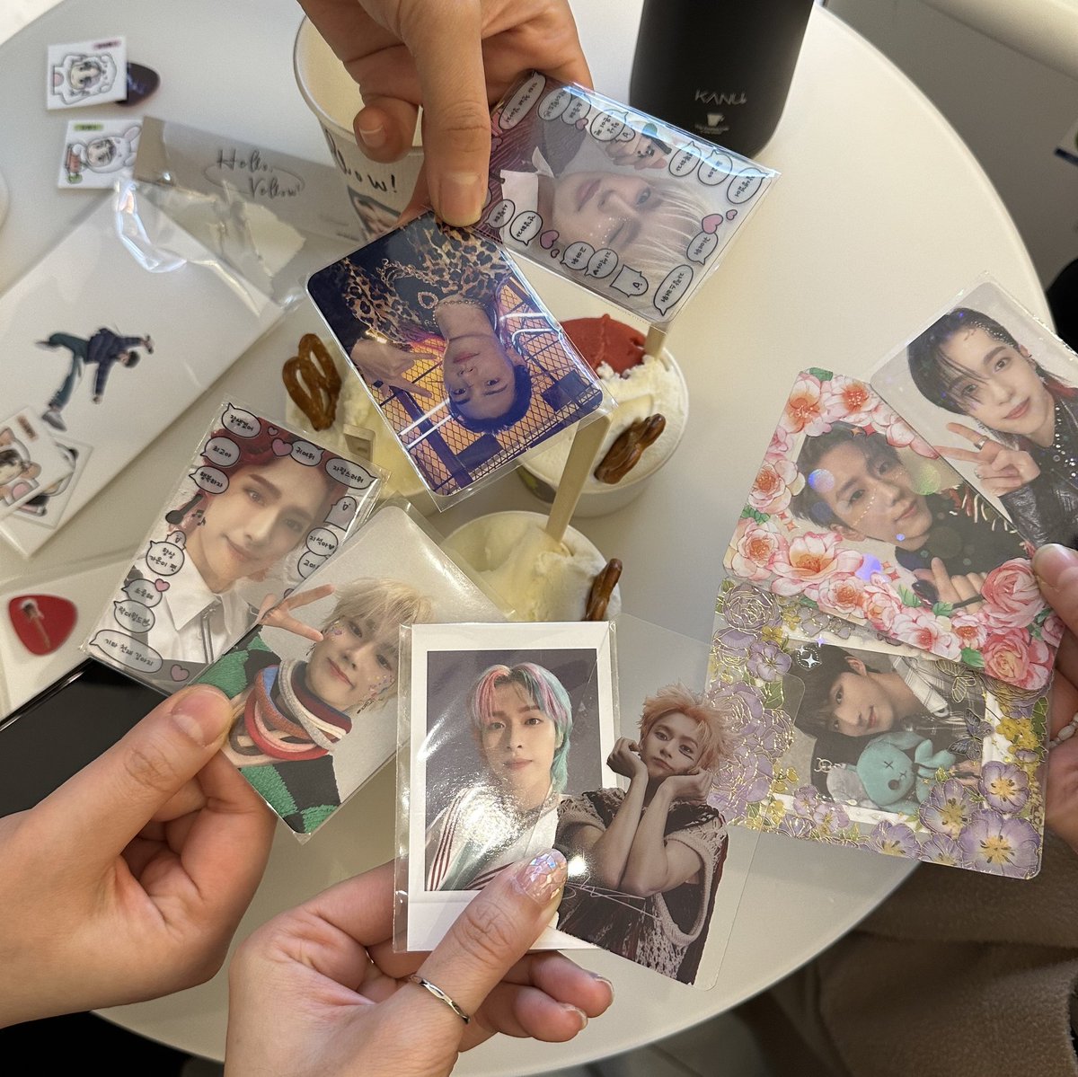 half_m0on's tweet photo. 피오니
#Hello_Yellow #안녕_지석아_생일축하해
#XdinaryHeroes #엑스디너리히어로즈 #Gaon #가온 #곽지석 https://t.co/7CeQ51A3tc