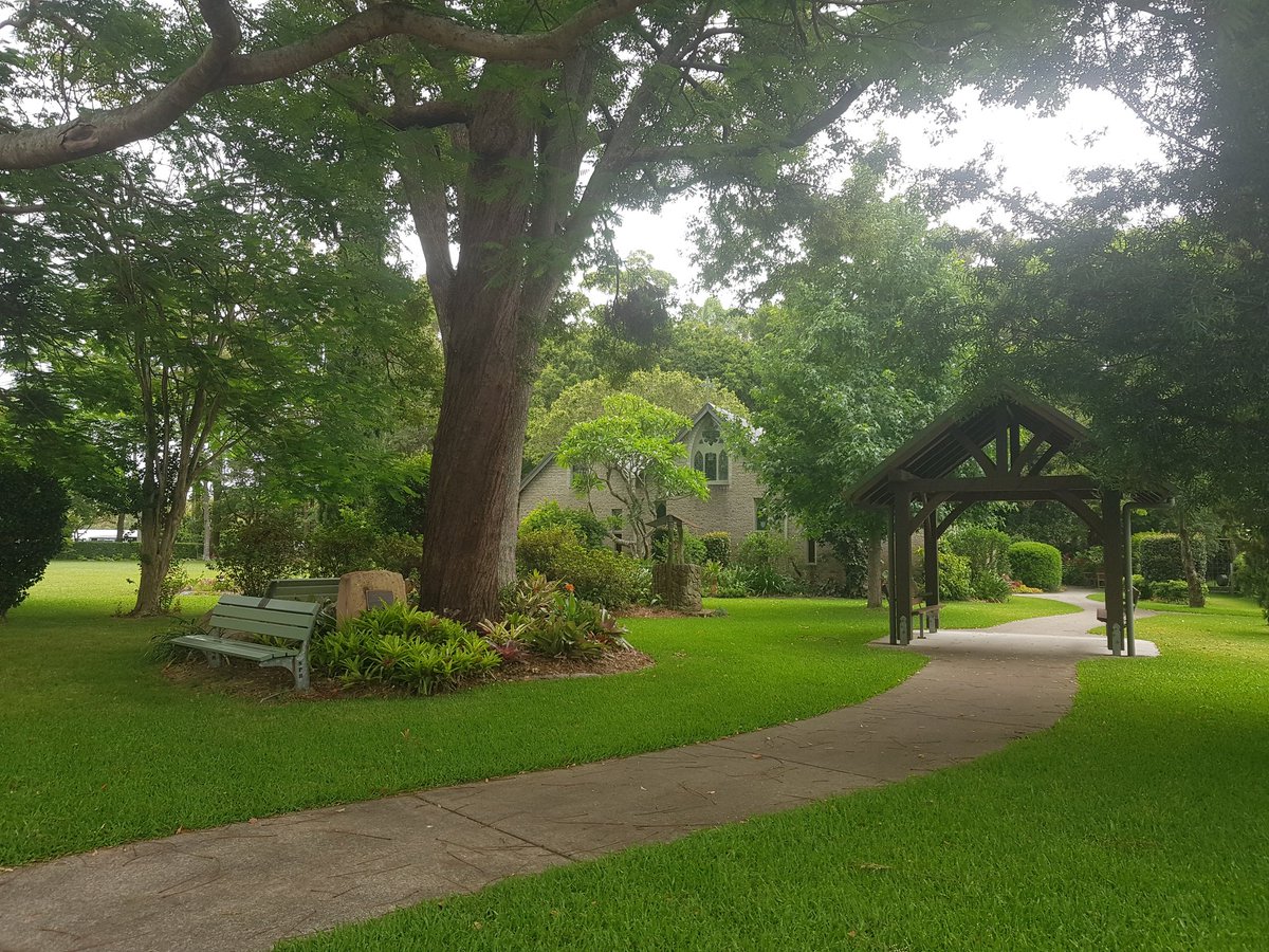 millyfromoz's tweet image. Exploring little towns - check out that ranch ! #IslandLife  #NotOnTheIsland  #CloseBy