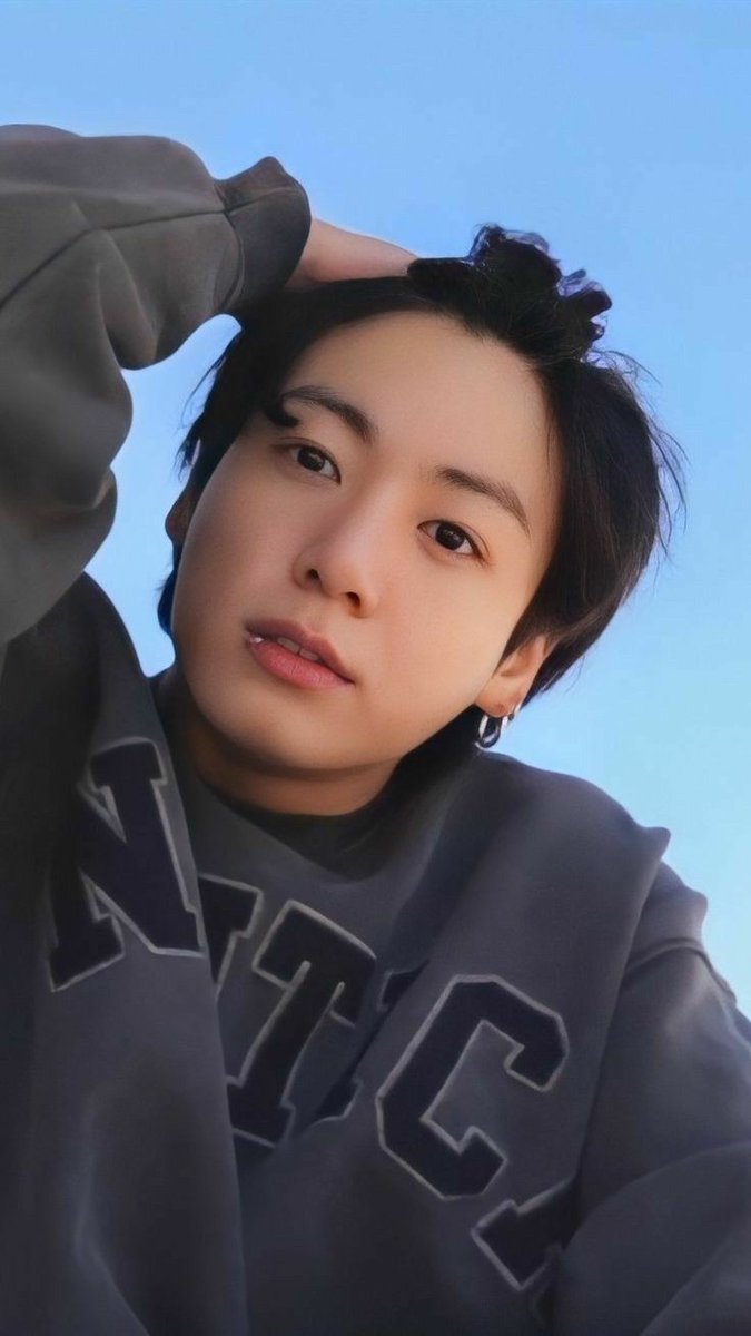 BTS_twt_Junguk's tweet photo. What's your plan for today? https://t.co/jkUudhu8Fh