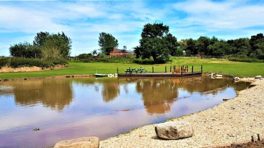 BorrowmyGarden's tweet photo. #NewListingAlert #Cheshire

With all the behind the scenes organisation dealt with, you and your friends and family can get on with enjoying your #OutsideEvent and the stunning waterside location at 

https://t.co/4dnyk0GMc1 https://t.co/Sn866oDBT0