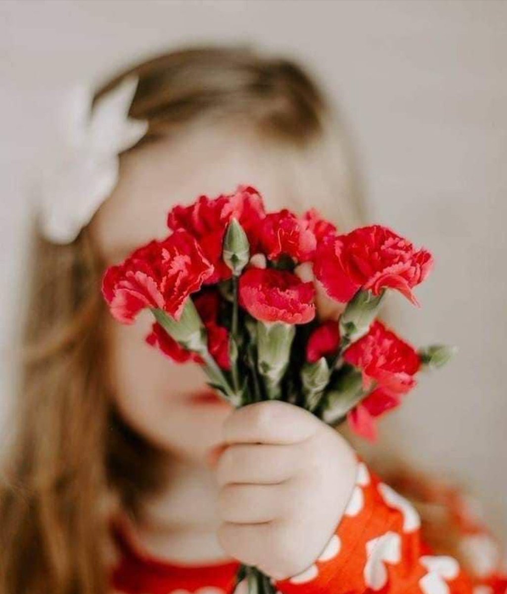 ﴿وَالصبح إذا تنفَّس﴾

اللهم اجعل هذا الصباح صباح خير لا يضيق لنا فيه صدر ولا يخيب لنا فيه أمر واجعل لنا في كل خطوة توفيقًا وتيسيرًا وأجرًا 🤍.