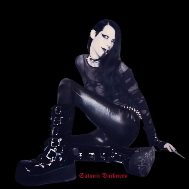 gothdarkmetal's tweet photo. https://t.co/Z2viGaYg8r