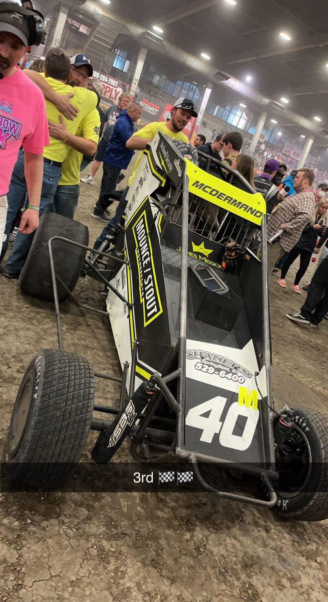 Might be a small team with big dreams.. but we are right where we wanna be 🏁 no “Chilibowl car” no “doped tires” pure hard work = 15-3rd #ChiliBowl2023 @armitage_will7