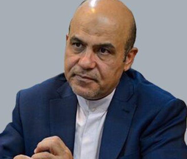 Nawaiwaqt_'s tweet photo. ایران میں سابق نائب وزیر دفاع کو پھانسی دیدی گئی
مزید تفصیلات ⬇️
https://t.co/Thsabt3CQD
#Iran #AliRazaAkbari #HangToDeath #DefenseMinister https://t.co/sYyEbJSn2l