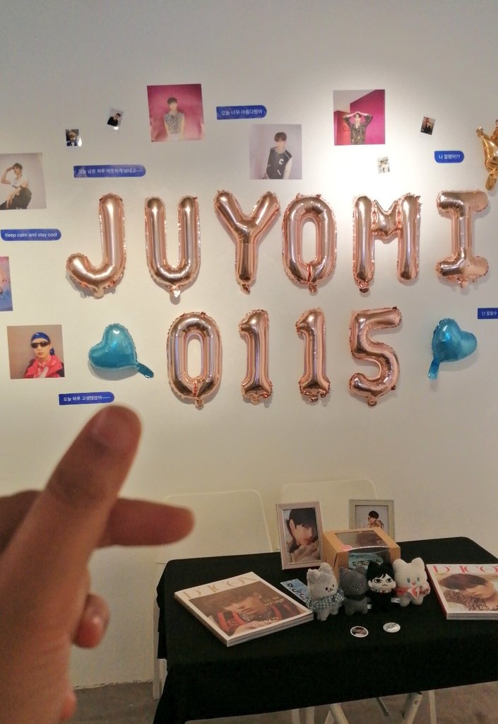 leejuyomi_'s tweet photo. My first the boyz event ๐ค๐ค๐ค had so much fun there thank you @JuyomiDay0115 team ๐๐ thank you for lucky draw gift too ๐ฅฐ
#TheStarsInYou #1Plus1_Equals_Juyomi_Day https://t.co/nIOYvKxhJD