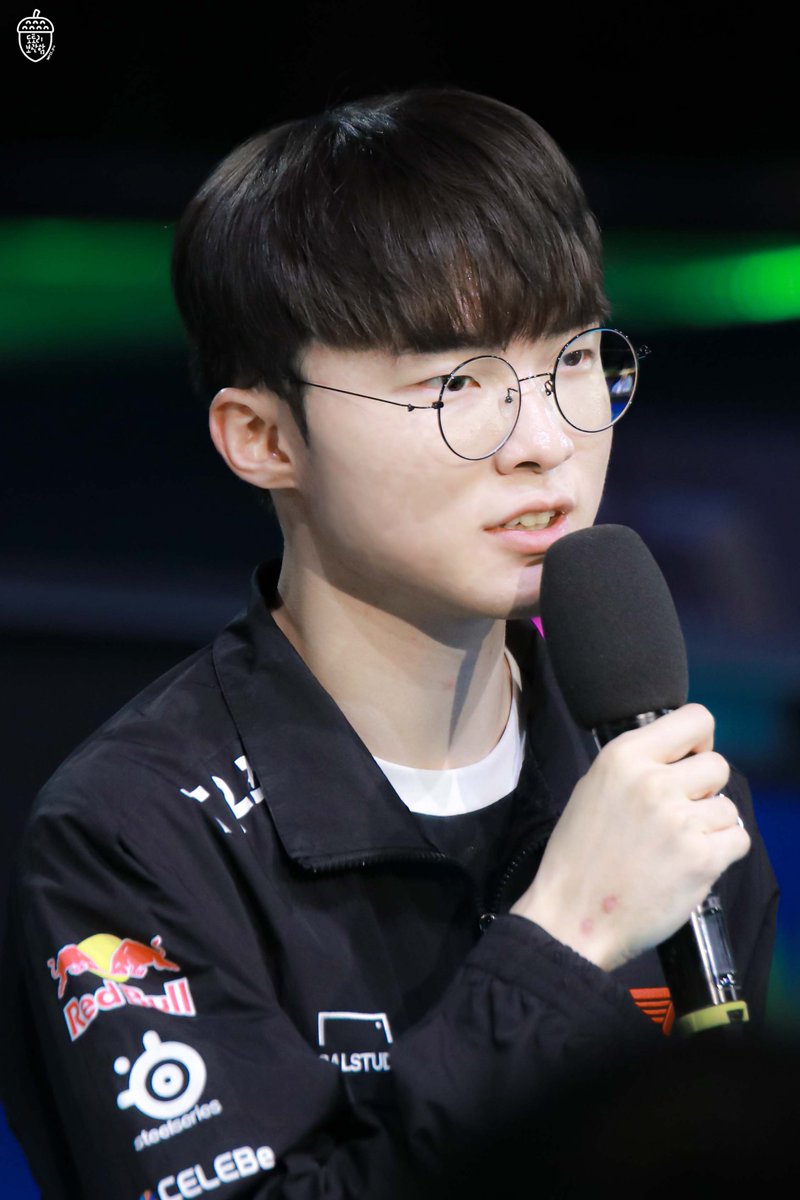 Berzz_pic's tweet photo. 230110 2023 LCK 킥오프 #TeamFaker #Faker #페이커 #이상혁 https://t.co/mW2eI5qrga