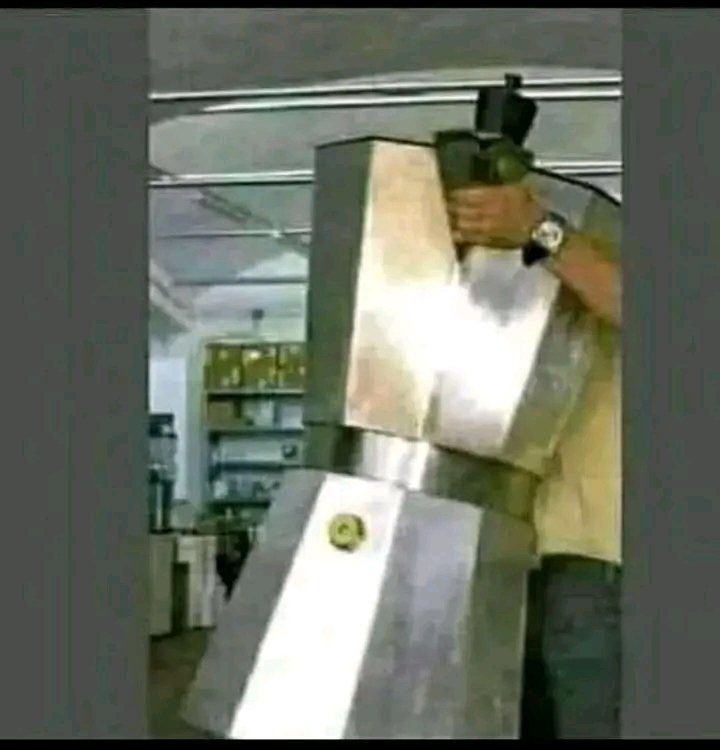 Buenos días mundo. Quien se apunta. Voy a colar un poquitico de Café. Lindo sábado!

#IzquierdaUnida