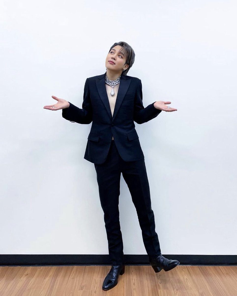 miiniyoongs's tweet photo. [230114 Jimin Instagram Post] https://t.co/oBs67Z3230