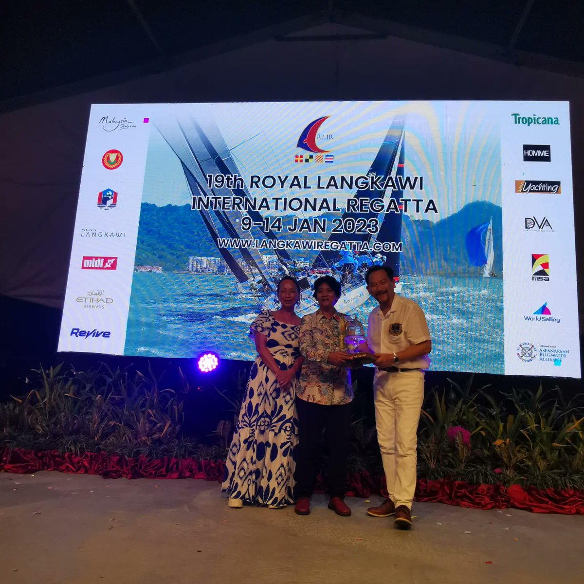 langkawiregatta's tweet photo. THANK YOU and a HUGE round of applause to all winners, all participants, all crews, media and sponsors!
We hope to see you again soon in 2024 for the next regatta!
Share with us your regatta moments at #RLIR2023!
#RLIR2023 #regatta #langkawi #internationalsailing #RLYC https://t.co/JRimmg4OHy