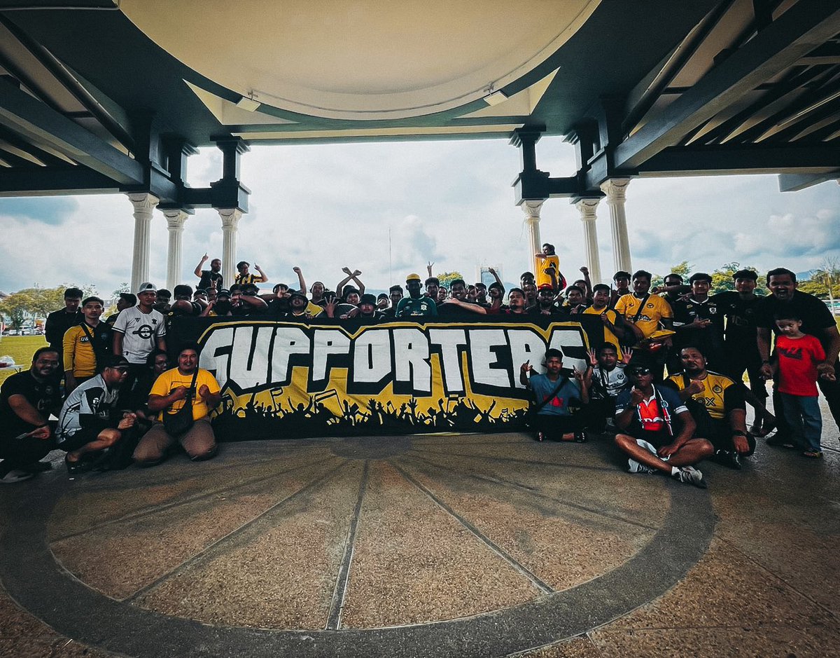 TheSupporters_'s tweet photo. The Noise Is About To Be Back 🤍💛🖤 #LigaPenalti2023 https://t.co/XtJQYPK0qa