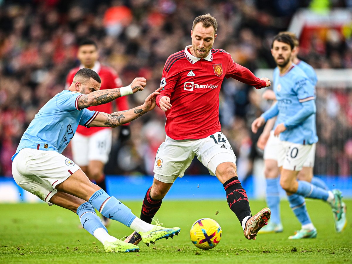 🔴 マンチェスターダービー 前半終了 🔵 前半、試合を優位に進めたのは