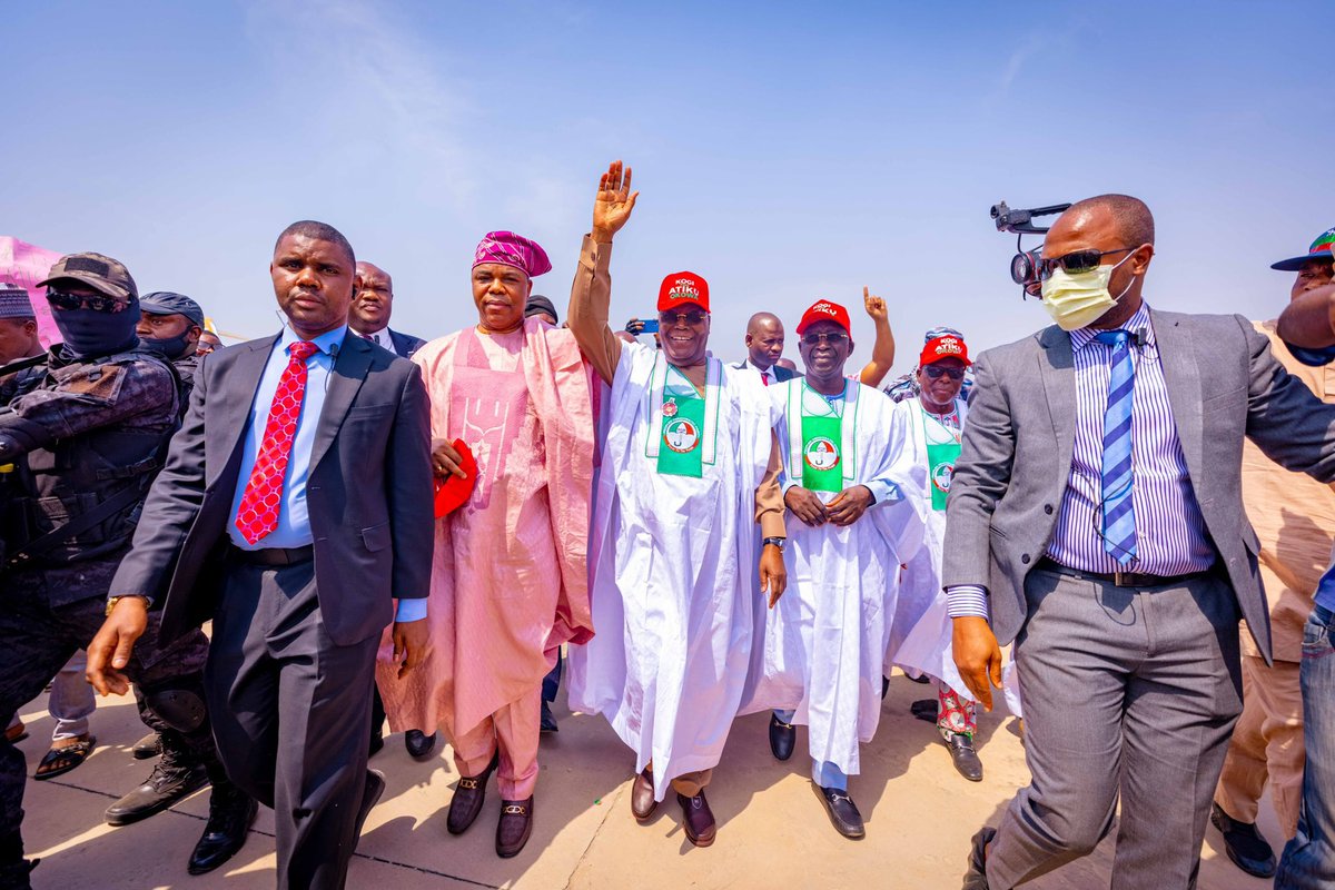 OfficialPDPNig's tweet image. #AtikuOkowa2023:
The leader of the #RecoverNigeria mandate and PDP Presidential Candidate, Atiku Abubakar and his running mate, Dr. Ifeanyichukwu Okowa are already in Lokoja, Kogi State, for the rally. Join us for live broadcast as we #RecoverKogiWithAtiku
